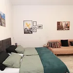 Giardini Center Apartment